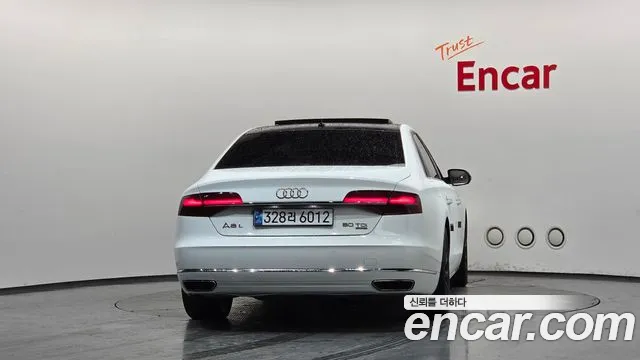 Audi A8 2014 thumb 11