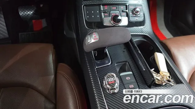 Audi A8 2014 thumb 4