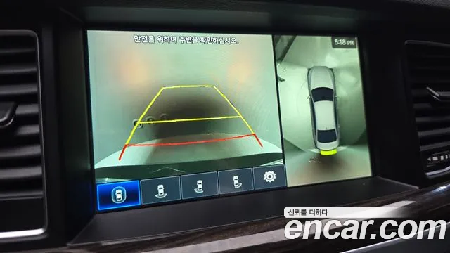 Genesis G80 2019 thumb 2