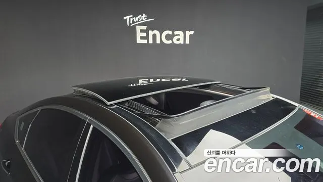 Genesis G80 2019 thumb 4
