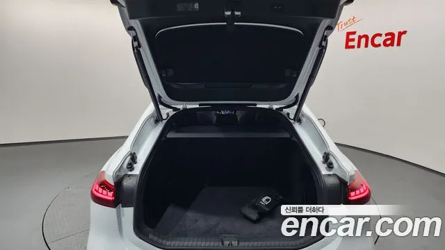Audi A6 e-tron 2025 thumb 5