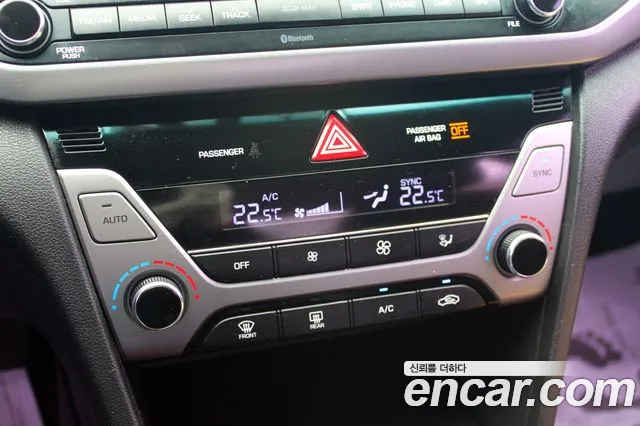 Hyundai Avante 2016 thumb 10