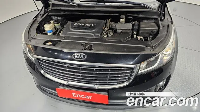 Kia Carnival 2015 thumb 6