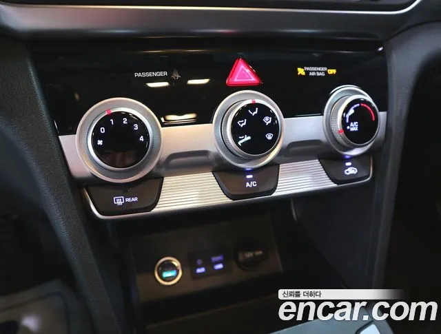 Hyundai Avante 2019 thumb 8