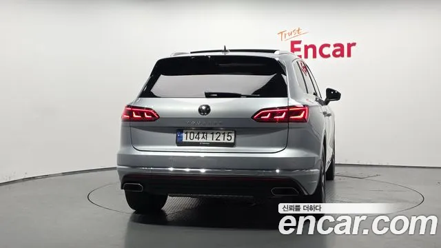 Volkswagen Touareg 2023 thumb 4