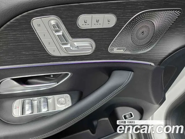 Mercedes-Benz E-Класс 2023 thumb 9