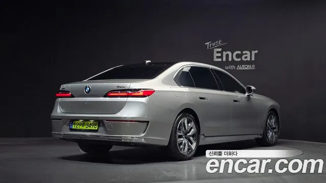 BMW 7 серии 2024 thumb 8