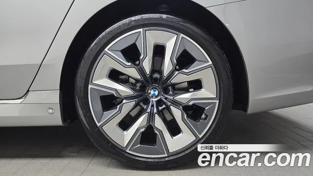 BMW 7 серии 2024 thumb 7