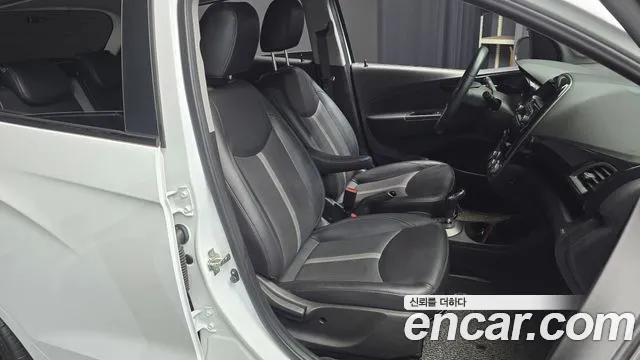 Chevrolet Spark 2019 thumb 9