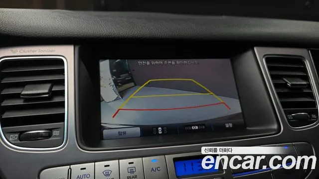 Hyundai Genesis 2012 thumb 9