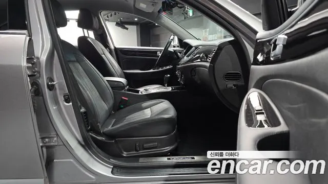 Hyundai Genesis 2012 thumb 4
