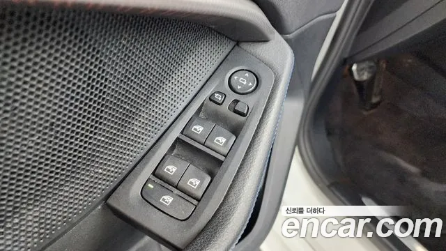 BMW 1 серии 2023 thumb 5
