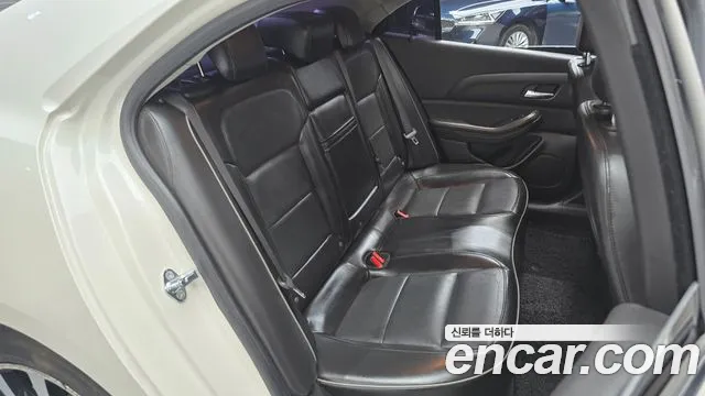 Chevrolet Malibu 2012 thumb 2