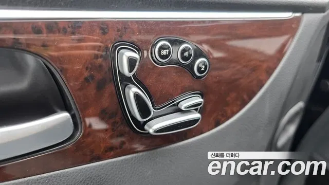 Hyundai Equus 2011 thumb 10