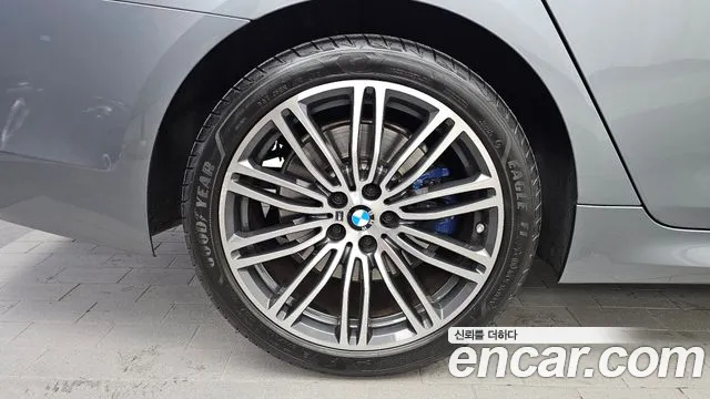 BMW 5 серии 2018 thumb 7