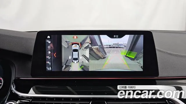 BMW 5 серии 2018 thumb 12