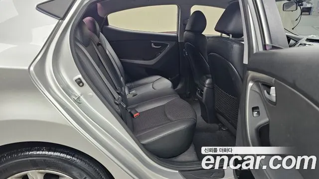 Hyundai Elantra 2015 thumb 5