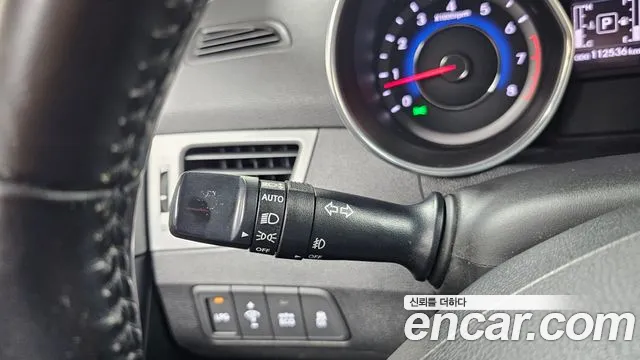 Hyundai Elantra 2015 thumb 12