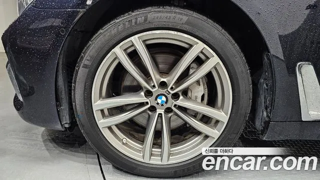 BMW 7 серии 2017 thumb 2