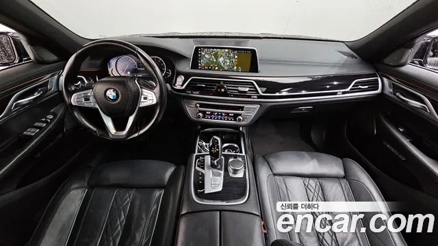 BMW 7 серии 2017 thumb 9