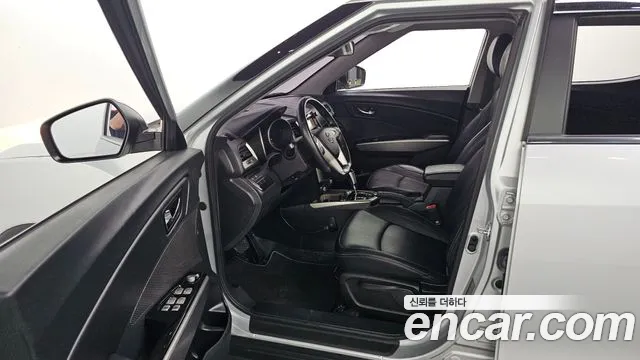 KGM Tivoli 2016 thumb 2