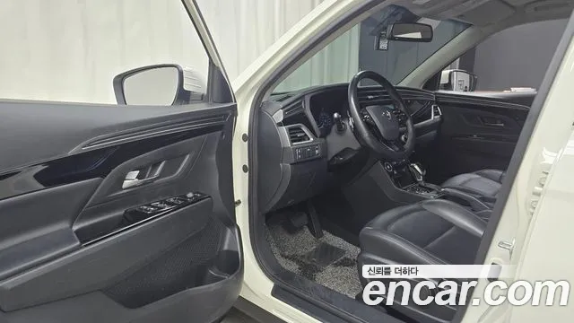 KGM Korando 2019 thumb 4