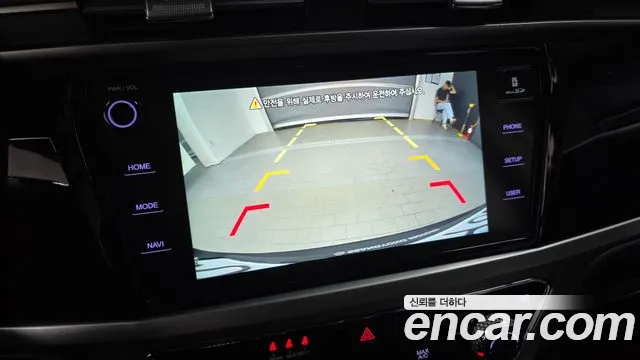 KGM Korando 2019 thumb 10