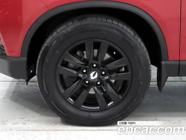 KGM Rexton 2019 thumb 12