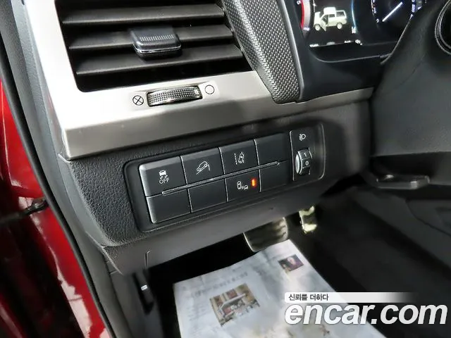 KGM Rexton 2019 thumb 3