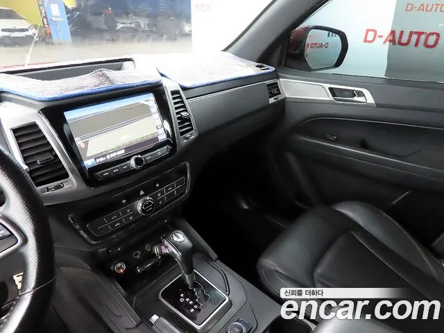 KGM Rexton 2019 thumb 9
