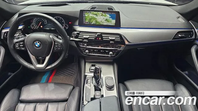 BMW 5 серии 2018 thumb 8