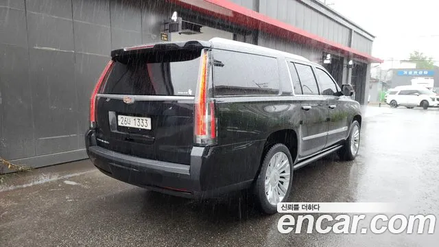 Cadillac Escalade 2018 thumb 2