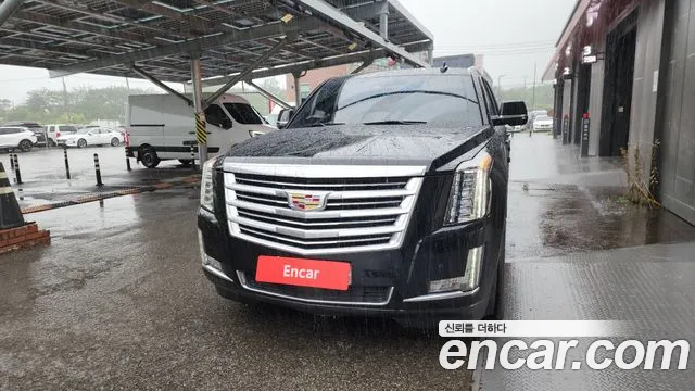 Cadillac Escalade 2018 thumb 3