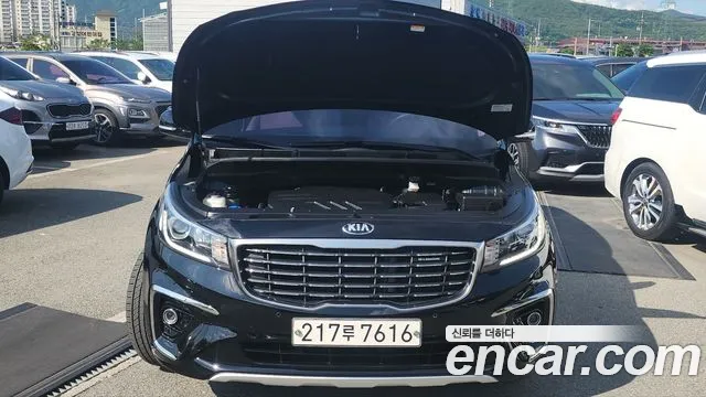 Kia Carnival 2019 thumb 8