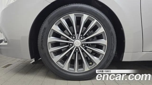 Hyundai Grandeur 2013 thumb 6