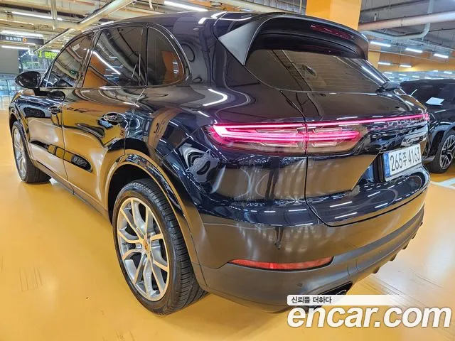 Porsche Cayenne 2019 thumb 6