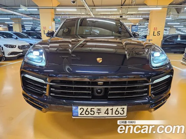 Porsche Cayenne 2019 thumb 2
