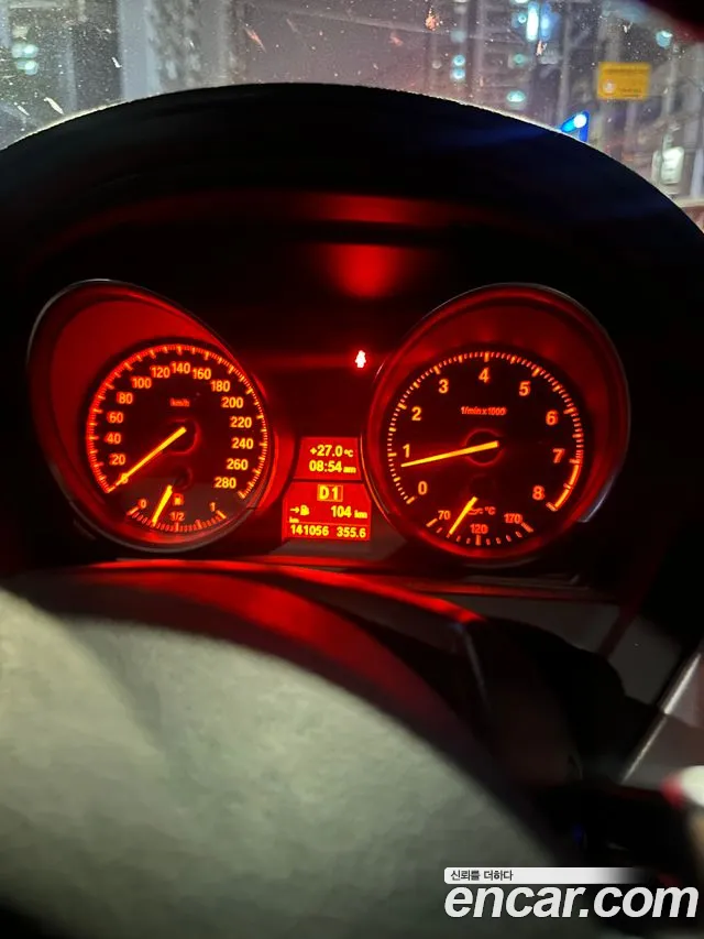 BMW Z4 2010 thumb 4