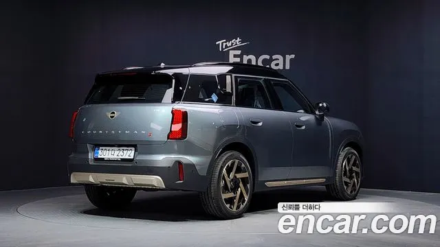 Mini Cooper 2026 thumb 12