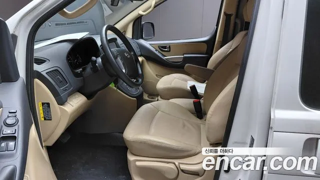 Hyundai Staria 2020 thumb 9