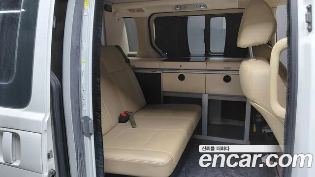 Hyundai Staria 2020 thumb 7