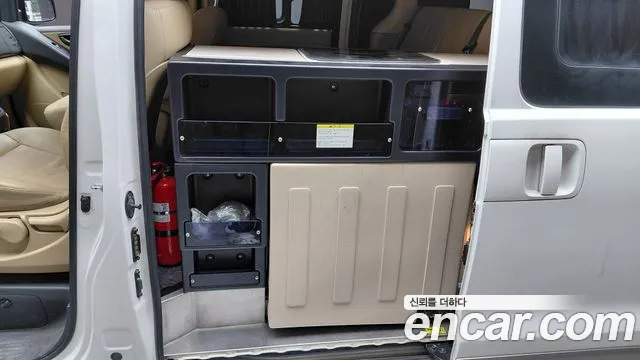 Hyundai Staria 2020 thumb 3