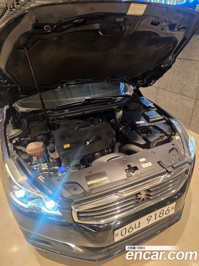 Peugeot 508 2017 thumb 8