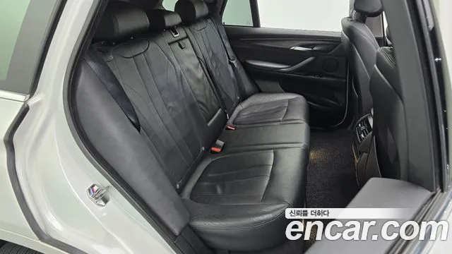 BMW X5 2016 thumb 6