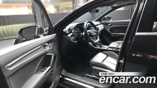 Audi Q3 2020 thumb 9