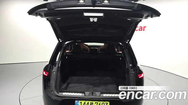Land Rover Range Rover Sport 2025 thumb 3