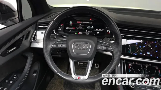 Audi Q7 2022 thumb 5