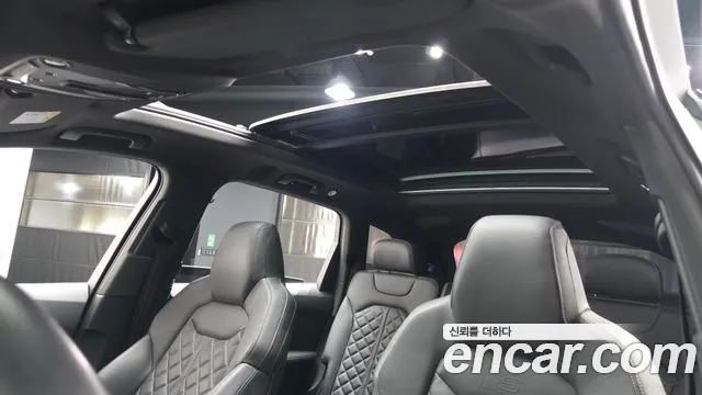Audi Q7 2022 thumb 8
