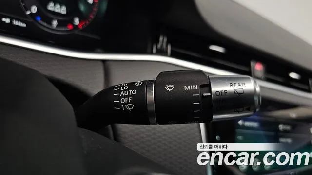 Land Rover Range Rover Evoque 2019 thumb 9