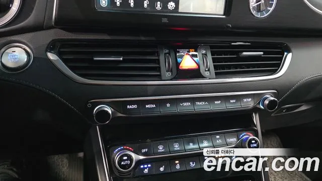 Hyundai Grandeur 2017 thumb 4